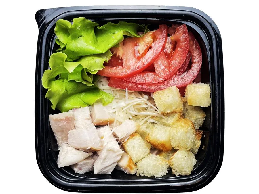 Салат цезарь с курицей